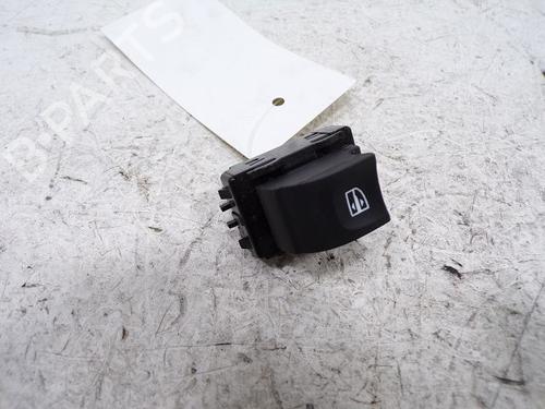 Used Right rear window switch RENAULT SCÉNIC III (JZ0/1_) 1.5 dCi (110 hp) 30999270