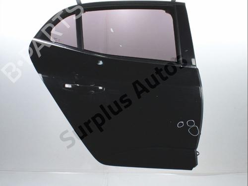 dr-hjre-bagtil-renault-megane-iv-hatchback-b9amn_-2015-39260401 main image
