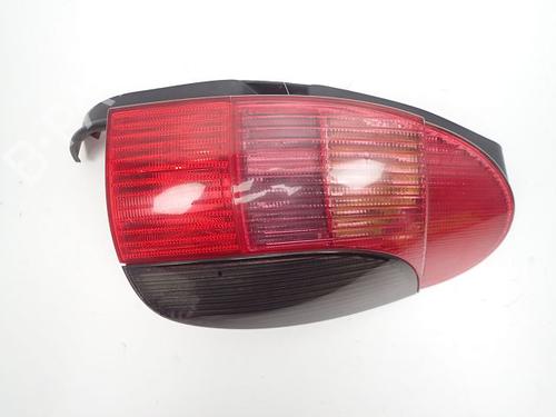 Used Right taillight PEUGEOT 306 Break (7E, N3, N5) 2.0 HDI 90 (90 hp) 31005997