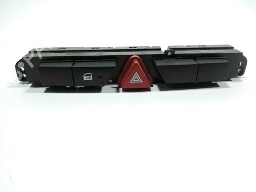warning-switch-kia-ceed-hatchback-ed-2006-2007-2008-2009-2010-2011-2012-37768238 main image