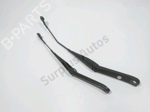 Vindspejlsviskerarm FORD FIESTA VI (CB1, CCN) 1.6 TDCi (95 hp) 32356618