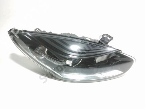right-headlight-renault-megane-iii-hatchback-bz01_-b3_-2008-33974220 main image