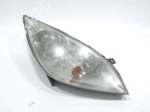 Used Right headlight MITSUBISHI COLT VI (Z3_A, Z2_A) 1.5 DI-D (Z39A) (95 hp) 31004824
