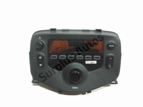 Used Radio PEUGEOT 108 1.0 VTi (69 hp) 28231917