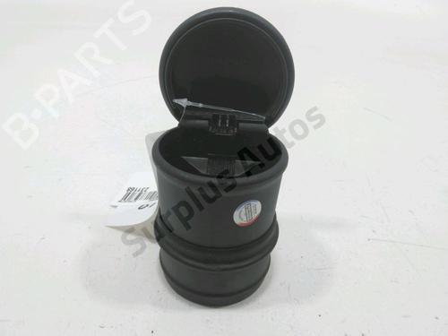 ashtray-toyota-yaris-_p9_-2005-2006-2007-2008-2009-2010-2011-2012-2013-2014-30992256 main image
