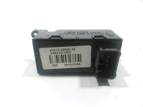 Right front window switch HYUNDAI i40 I (VF) 1.7 CRDi | BP28238498I26 - Image 2