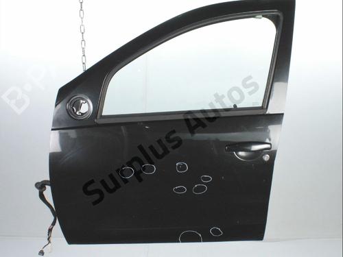 left-front-door-dacia-duster-hs_-2010-2011-2012-2013-2014-2015-2016-2017-2018-37291989 main image