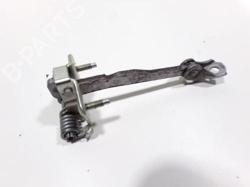 Used Hinge/Door check strap Hinge/Door check strap 37777703 37777703