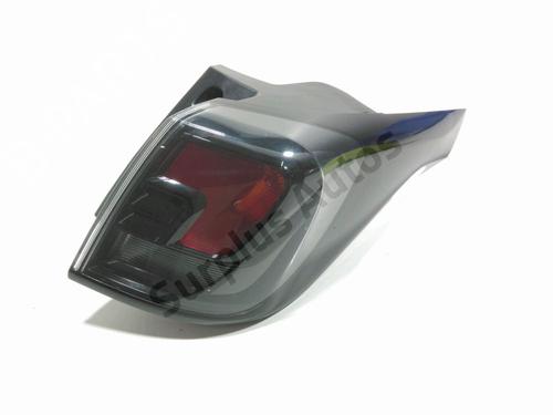 Used Right taillight OPEL CROSSLAND X / CROSSLAND (P17, P2QO) 1.2 (75) (110 hp) 28269125