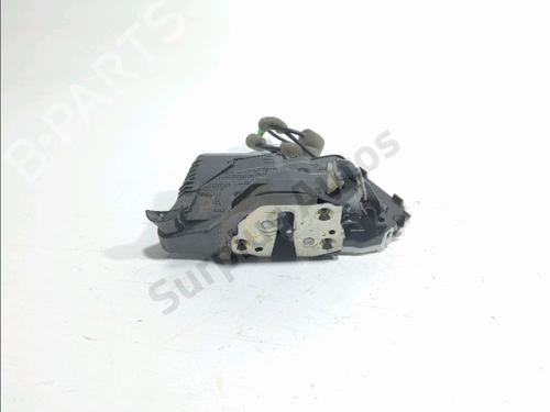 front-right-lock-toyota-yaris-_p21_-_pa1_-_ph1_-2020-40060093 main image