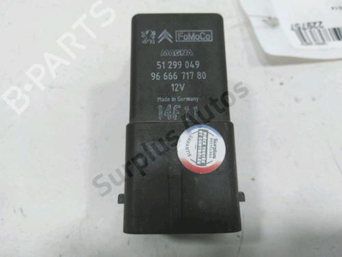 Used Electronic module CITROËN C4 Picasso I MPV (UD_) 1.6 HDi 110 (112 hp) 30985366