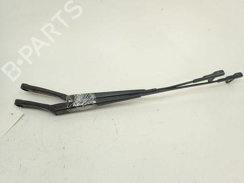 Used Front windshield wiper arm Front windshield wiper arm 37789805 37789805