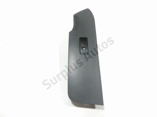 right-front-window-switch-chevrolet-captiva-c100-c140-2006-28238834 main image