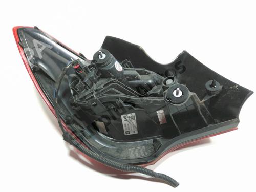 Right taillight OPEL CORSA E (X15) 1.3 CDTI (08, 68) | BP30828727C35