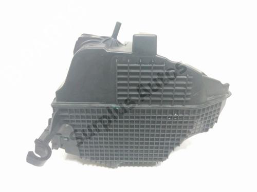 Used Air filter box Air filter box DACIA SANDERO II TCe 90 (B8M1, B8MA, B8AC) (90 hp) 32488296 32488296