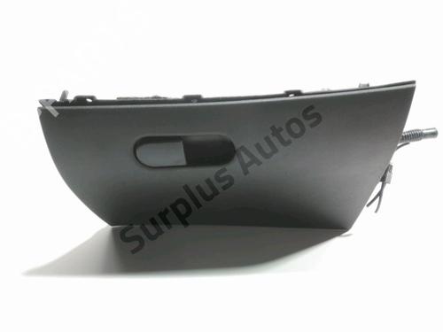 Used Glove box Glove box 37769647 37769647