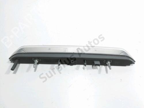 Third brake light PEUGEOT 2008 I (CU_) 1.6 BlueHDi 100 | BP33534659L11 - Image 2