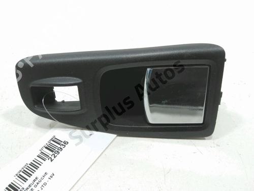 Venstre bak invendig håndtak LANCIA MUSA (350_) 1.3 D Multijet (350.AXG11, 350.AXG1A) (90 hp) 31000085
