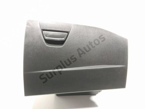 Used Glove box FORD FOCUS III 1.6 TDCi (115 hp) 28231502