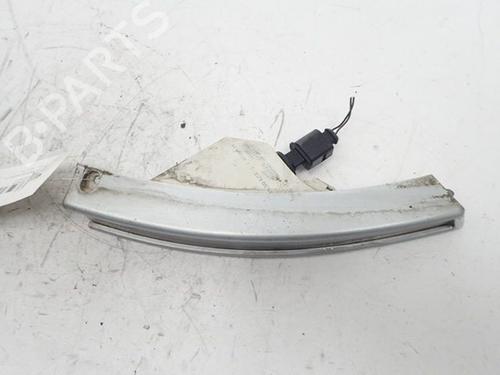 Right front indicator VW PASSAT B6 (3C2) 1.9 TDI | BP37786369C33 - Image 2