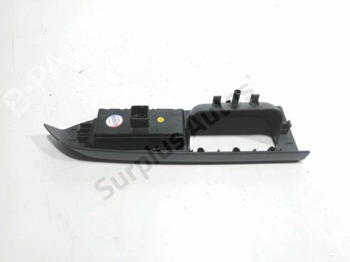 Left front window switch VW TOURAN (1T3) 2.0 TDI | BP37168087I27 - Image 2