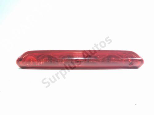 Troisième feu stop PEUGEOT 308 I (4A_, 4C_) 1.6 HDi (112 hp) 32771044