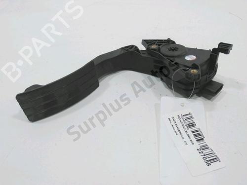 Pedal DACIA SANDERO II TCe 90 (B8M1, B8MA, B8AC) (90 hp) 30985090