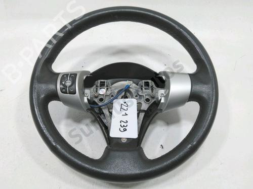 Volante TOYOTA YARIS (_P9_) 1.3 VVT-i (SCP90_, SCP90R) (87 hp) 30987597