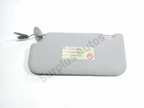 Used Right sun visor Right sun visor 37784938 37784938