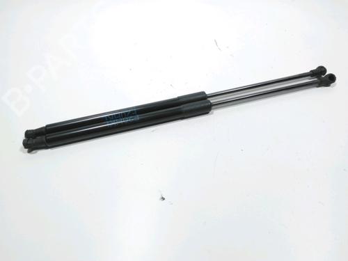Used Tailgate lift support BMW 1 (F21) 116 d (116 hp) 28261275