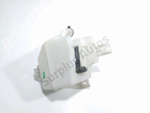 Used Windscreen washer tank OPEL CORSA E (X15) 1.3 CDTI (08, 68) (75 hp) 28274247