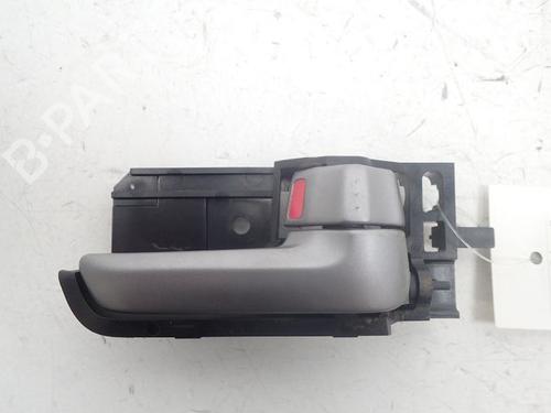 Used Front right interior door handle Front right interior door handle 37774767 37774767