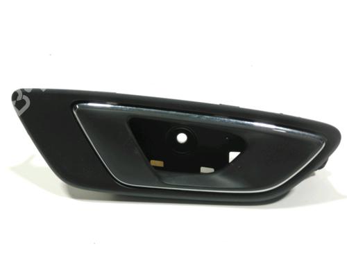 Used Front right interior door handle SEAT LEON (5F1) 1.6 TDI (105 hp) 28242634