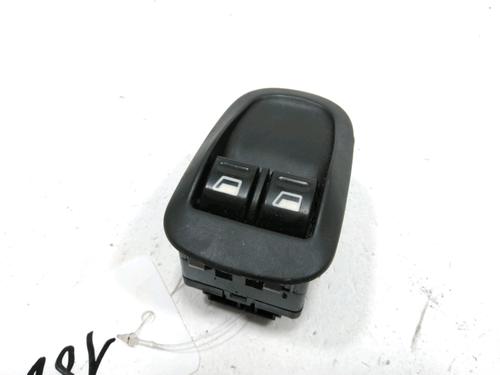 Used Left front window switch PEUGEOT 206 Hatchback (2A/C) 1.4 i (75 hp) 30998938