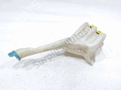 Windscreen washer tank HONDA CIVIC VII Hatchback (EU, EP, EV) 1.4 iS (EP1, EU5, EU7) | BP31008852C113