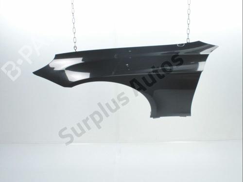 Used Left front fenders MERCEDES-BENZ CLS (C219) CLS 320 CDI (219.322) (224 hp) 28236104