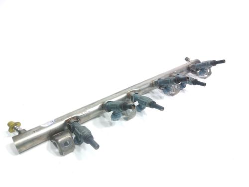 Used Injection rail PORSCHE CAYENNE (9PA) 3.2 (250 hp) 28221299