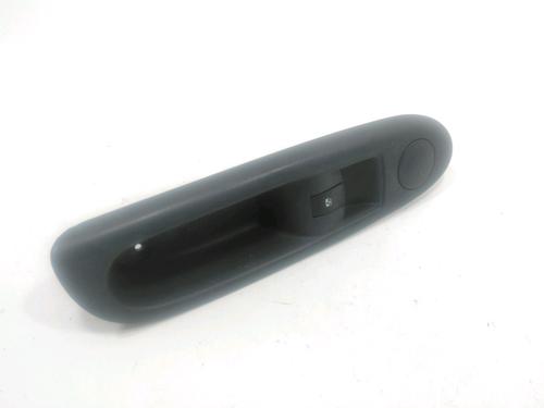 Used Right front window switch RENAULT CLIO II (BB_, CB_) 1.2 16V (BB05, BB0W, BB11, BB27, BB2T, BB2U, BB2V, CB05,... (75 hp) 30994331