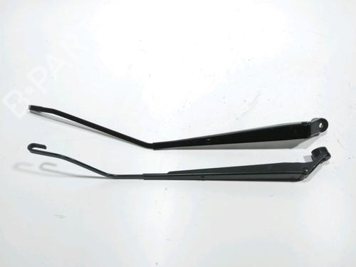 Used Front windshield wiper arm Front windshield wiper arm 28271884 28271884