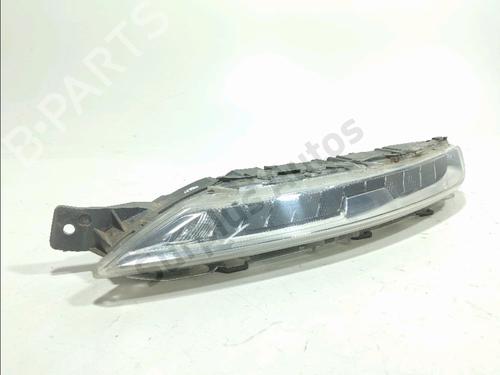 Used Left daytime light Left daytime light 36796869 36796869