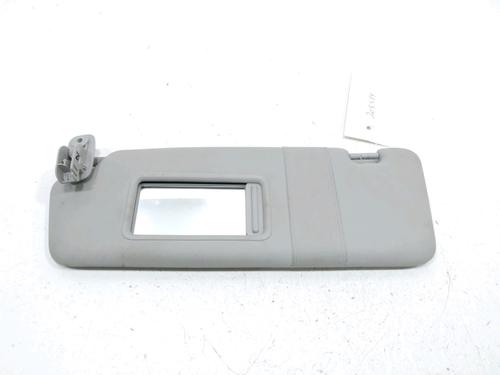 Used Left sun visor Left sun visor AUDI A3 (8P1) 2.0 TDI 16V (140 hp) 31004099 31004099