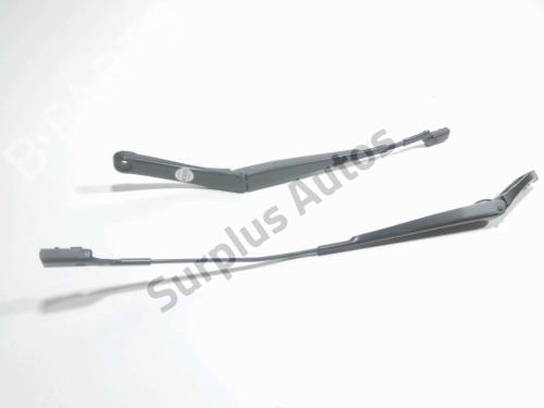 front-windshield-wiper-arm-vw-t-roc-a11-d11-2017-37790107 main image