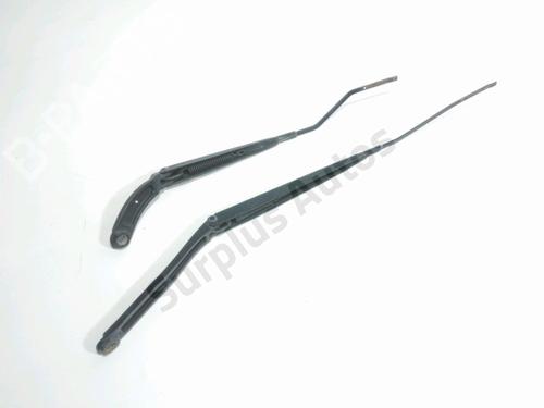 front-windshield-wiper-arm-renault-clio-iv-bh_-2012-2013-2014-2015-2016-2017-2018-2019-2020-2021-30503986 main image