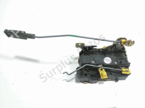 Vergrendeling links voor RENAULT CLIO I (B/C57_, 5/357_) 1.2 (5/357Y, 5/357K) (58 hp) 30869471