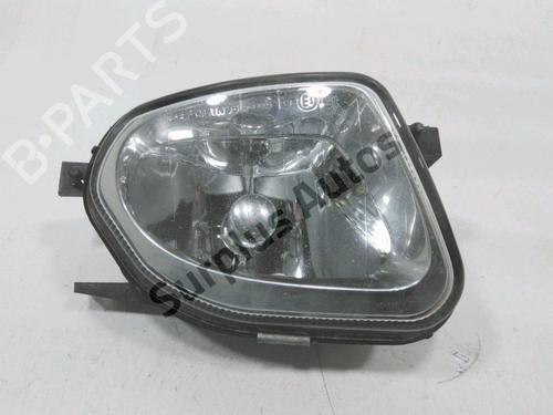 Used Right front fog light MERCEDES-BENZ E-CLASS (W211) E 220 CDI (211.006) (150 hp) 31004534