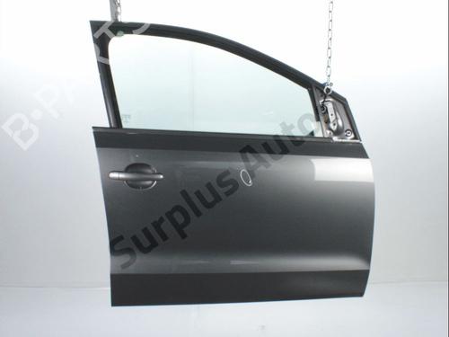 Used Right front door VW POLO V (6R1, 6C1) 1.2 (70 hp) 28244019