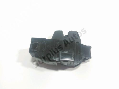 Used Tailgate lock PEUGEOT 308 I (4A_, 4C_) 1.6 HDi (109 hp) 30475447