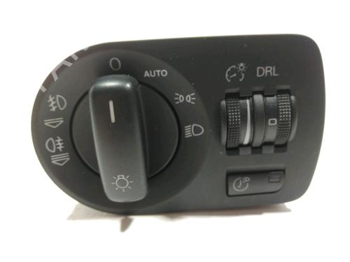 Used Headlight switch AUDI A3 Sportback (8PA) 2.0 TDI (170 hp) 28228553