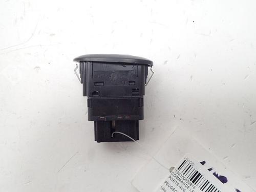 Used Left front window switch PEUGEOT 1007 (KM_) 1.4 (75 hp) 30998869