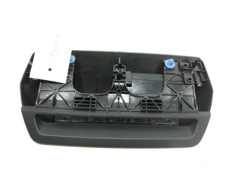 Used Third brake light DACIA DUSTER (HM_) 1.5 dCi 115 4x4 (HMAD) (116 hp) 31007066